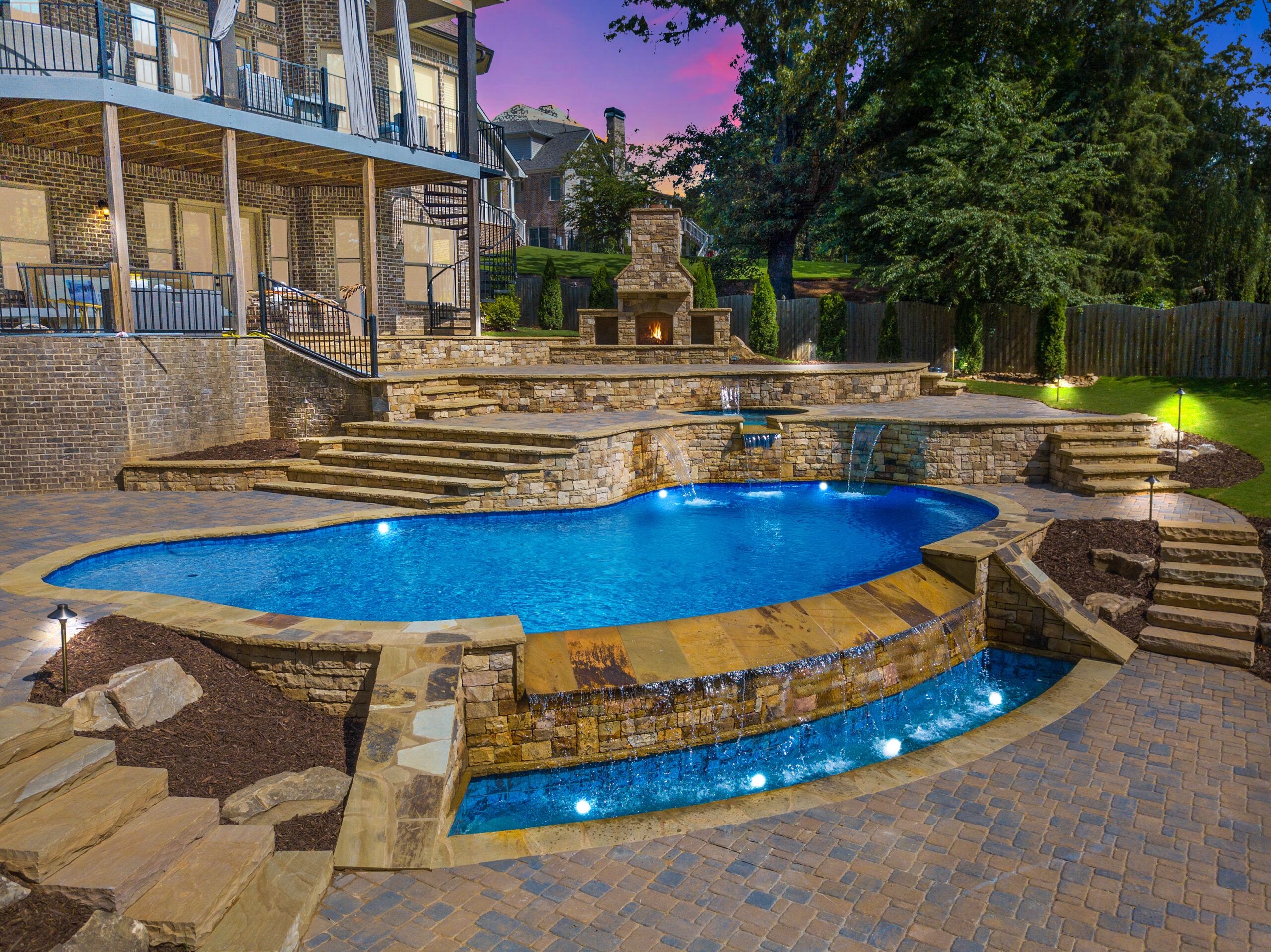 Custom freeform pool